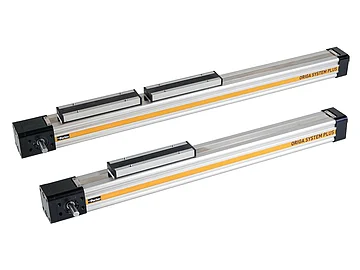 Mit verschiedenen Führungen, Schlitten und Befestigungen, Schutzklasse IP54 und vielen weiteren kundenspezifischen Funktionen ist der OSPE-B unser vielseitigster und kostengünstigster Punkt-zu-Punkt Positionierer. Für Nutzlasten bis 850N geeignet