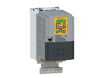 Der AC20 Antrieb biete Drehzahl- oder Drehmomentsteuerung im Leistungsbereich von 1,5 kW bis 180 kW.